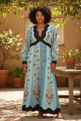 FARM Rio Blue Flowing Beauty Embroidered Midi Dress – New With Tags