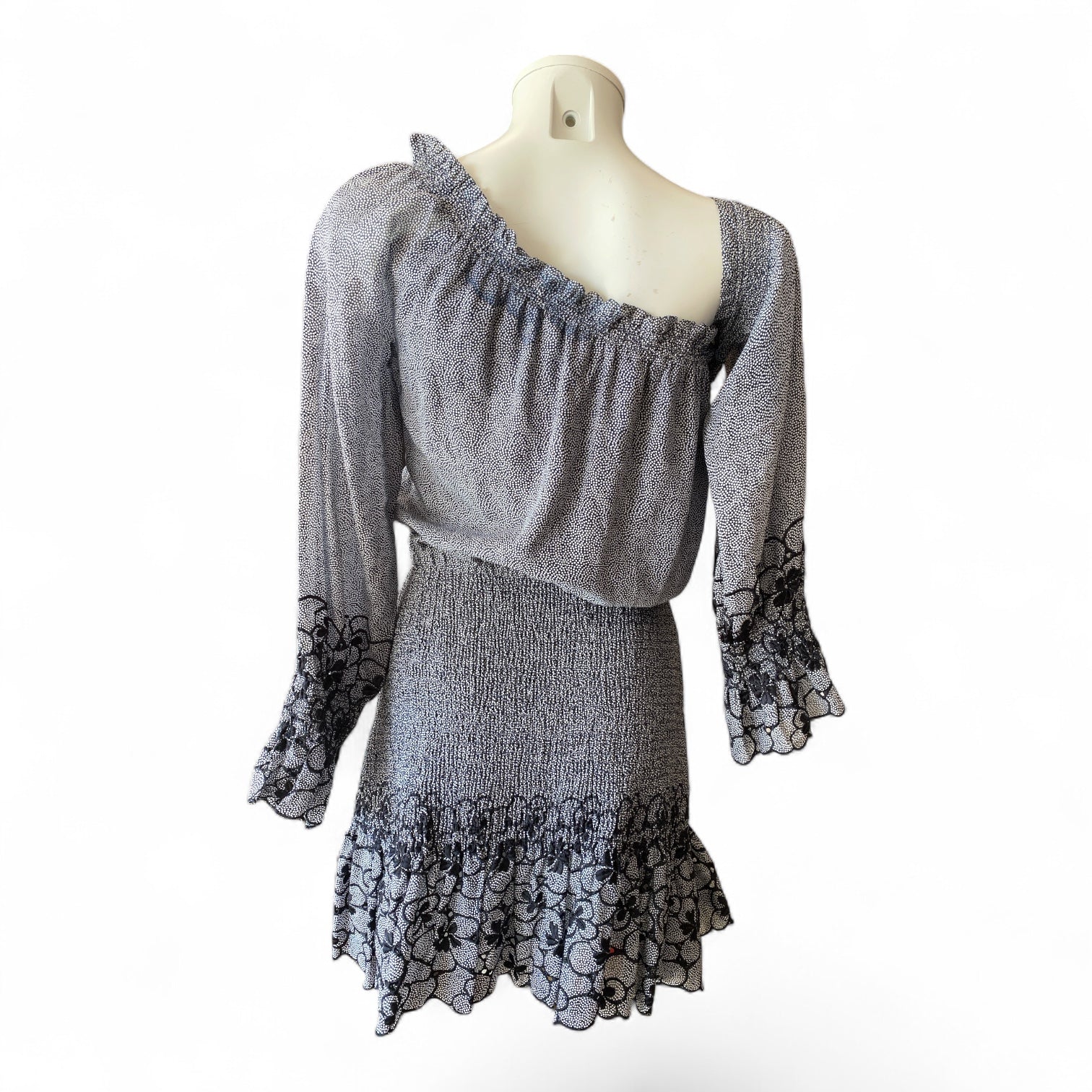 Alexis Royce Smocked Mini Dress "Sorrento Embroidery" – Size Small
