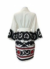 Greek Archaic Kori White & Black Kimono with Belt – One Size