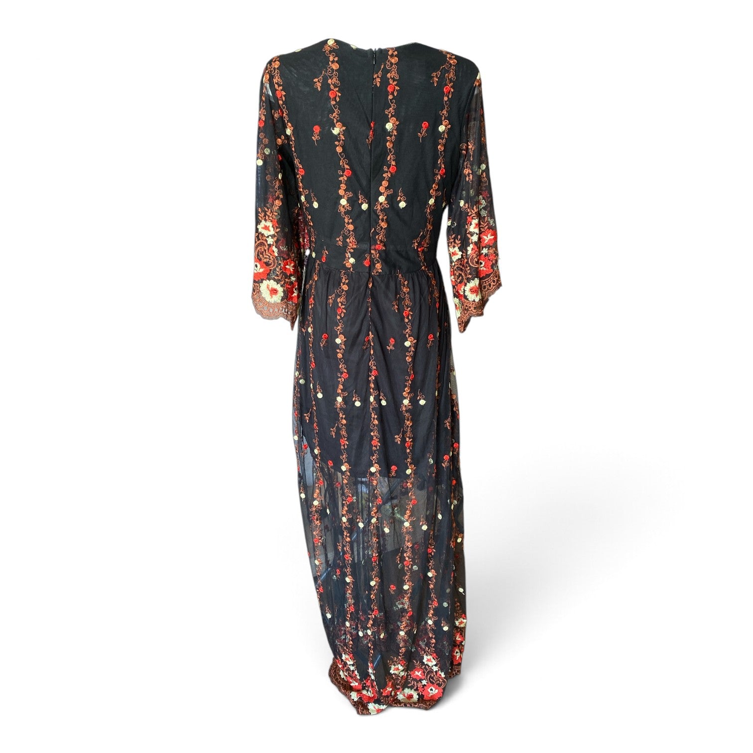 J'aime les Garçons Embroidered Floral Maxi Dress – Black – Medium