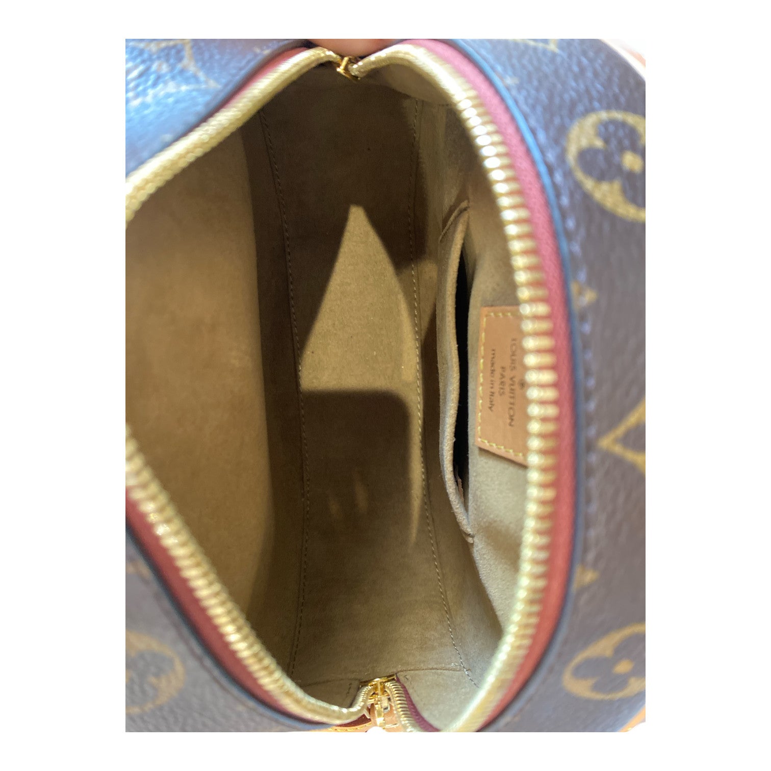 Louis Vuitton Monogram Canvas Boite Chapeau Souple MM Bag - One Size