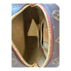 Louis Vuitton Monogram Canvas Boite Chapeau Souple MM Bag - One Size