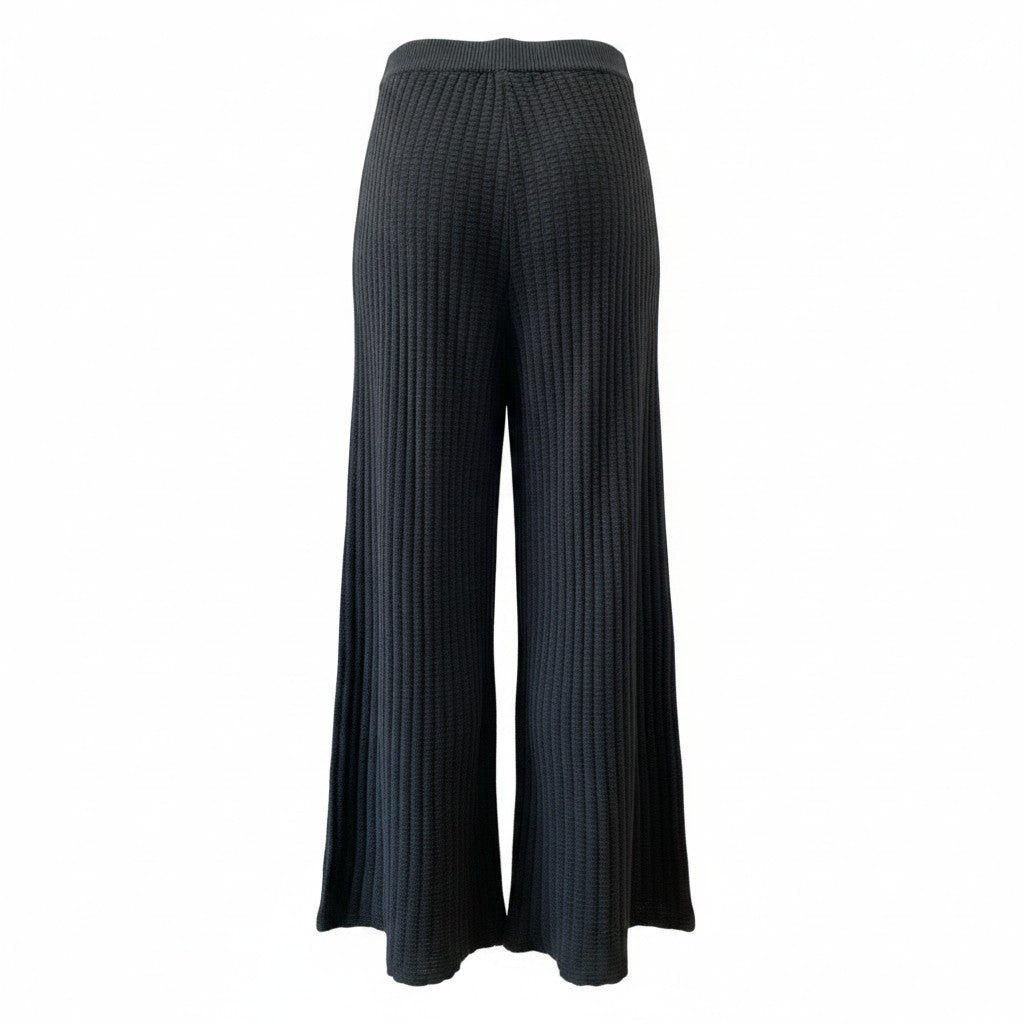 Maccaoani Black Ribbed Wide-Leg Pants – Size Medium