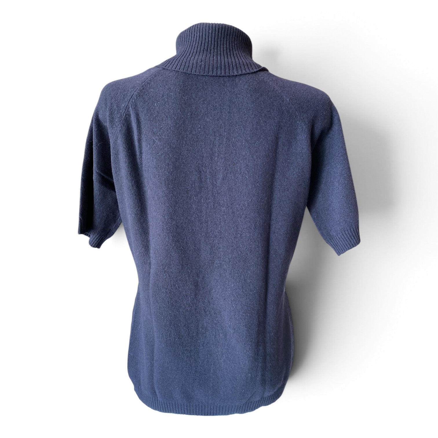 Madeleine Wool Roll-Neck Short-Sleeve Jumper – Dark Blue – Size 44–46