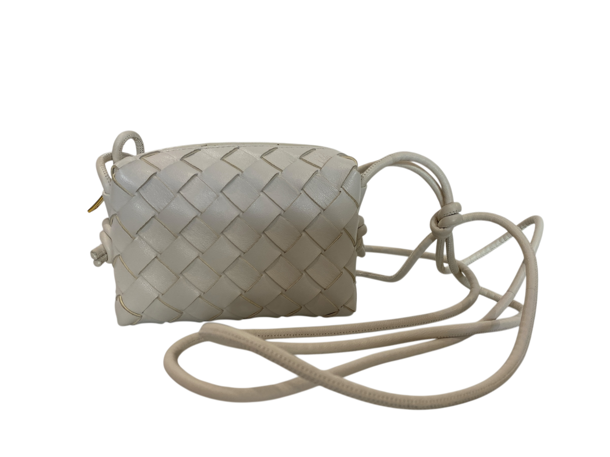 Bottega Veneta Candy Loop Mini White Woven Leather Bag – Designer Shoulder & Crossbody Bag