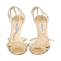 Tacones dorados de Jimmy Choo